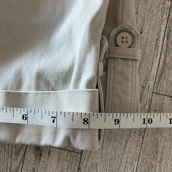Chico’s Capri Pants micro corduroy women’s size 2 (12) Tan   *tiny flaw - Picture 11 of 11